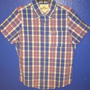 Short sleeve button up